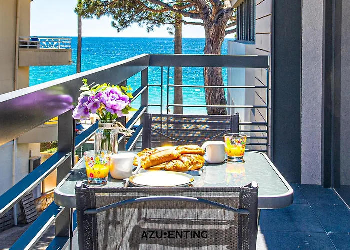 Azurenting - T2 Front De - Clim - Parking Antibes