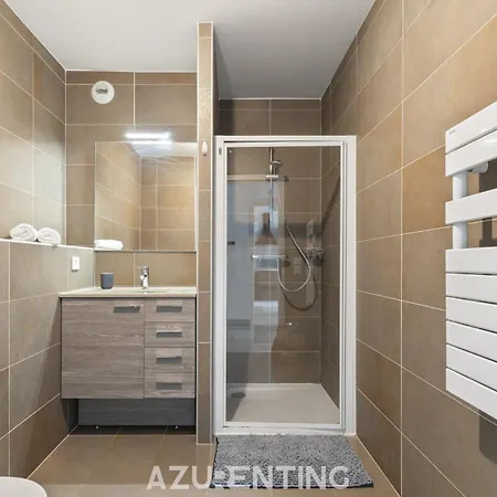 Apartamento Azurenting - T2 Front De - Clim - Parking Antibes